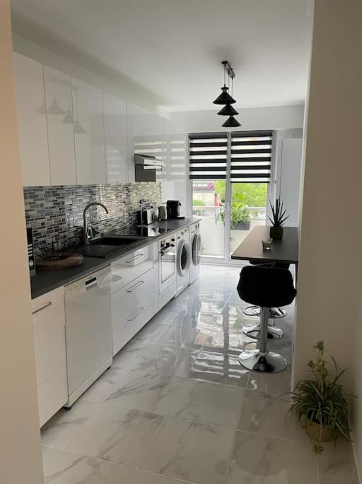 Superbe Appartement Carre Delfino Port De Nice Bagian luar foto